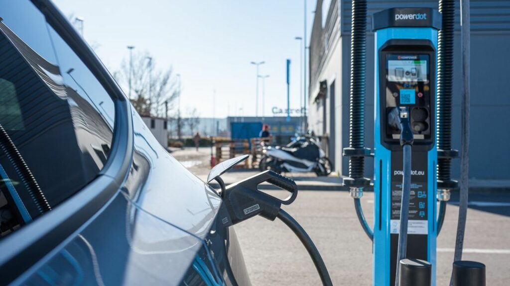 Satellite DC Kempower déployé par Powerdot